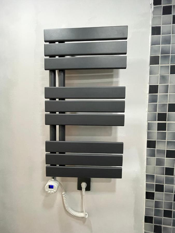 Bright: Flat With Balcony - Kitchen - Free Parking Apartment Berlin Bagian luar foto